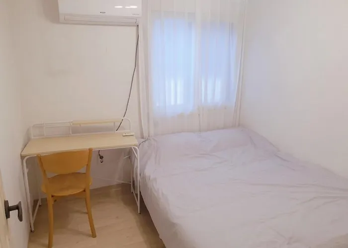 5,near Hongdae, Quiet Area, 2nd Floor, 1min Sangsu Stn アパート ソウル特別市